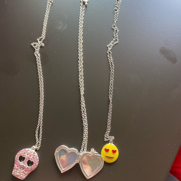 Necklaces - Picture 2 of 3